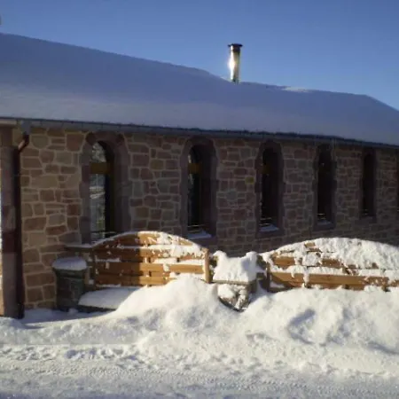 Vakantiehuis Ancienne Chapelle Amenagee En Independant Avec Terrasse Et Cheminee - Fr-1-589-463