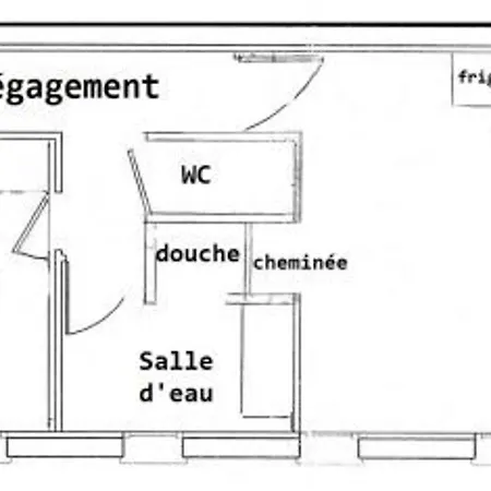 Country house Ancienne Chapelle Amenagee En Independant Avec Terrasse Et Cheminee *