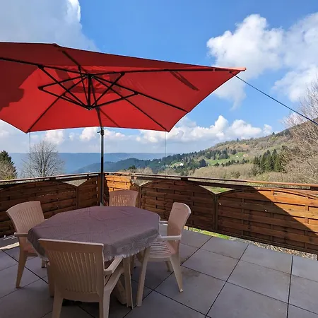 Ancienne Chapelle Amenagee En Independant Avec Terrasse Et Cheminee - Fr-1-589-463 *