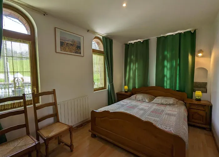 Ancienne Chapelle Amenagee En Independant Avec Terrasse Et Cheminee - Fr-1-589-463 * Saulxures-sur-Moselotte